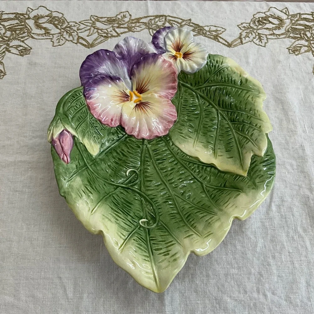 Fitz and Floyd Halcyon‎ Classics Pansy Leaf Serving Bowl Floral Ceramic 12 Inch